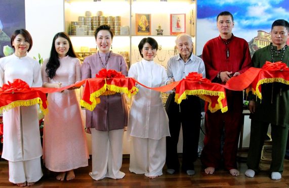 Lễ ra mắt Trung tâm Văn hóa cộng đồng doanh nhân Thiền ca Việt Nam